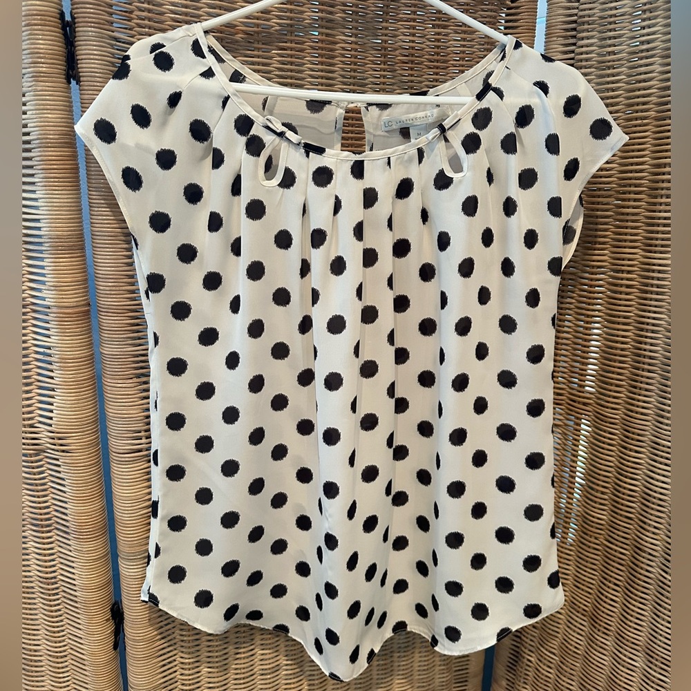 Cream and Black Short Sleeved Blouse - EUC